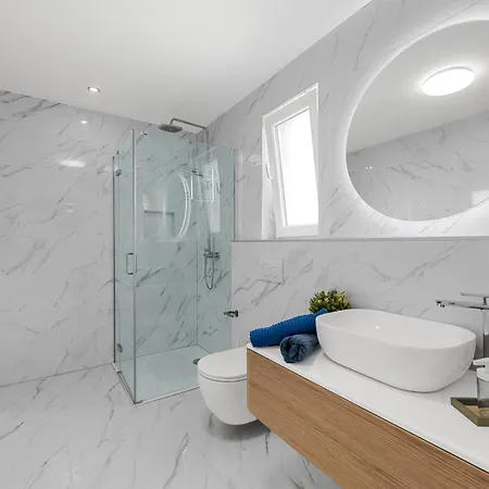 Villa Magnolia With Jacuzzi *