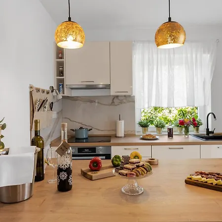 Magnolia With Jacuzzi ヴィラ ピロヴァッツ