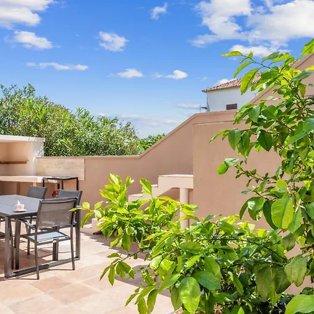 ヴィラ Magnolia With Jacuzzi