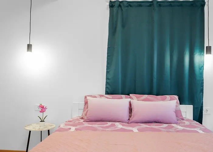 Magnolia With Jacuzzi * ピロヴァッツ