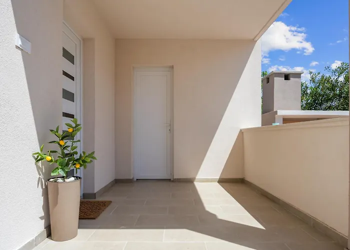 Magnolia With Jacuzzi *