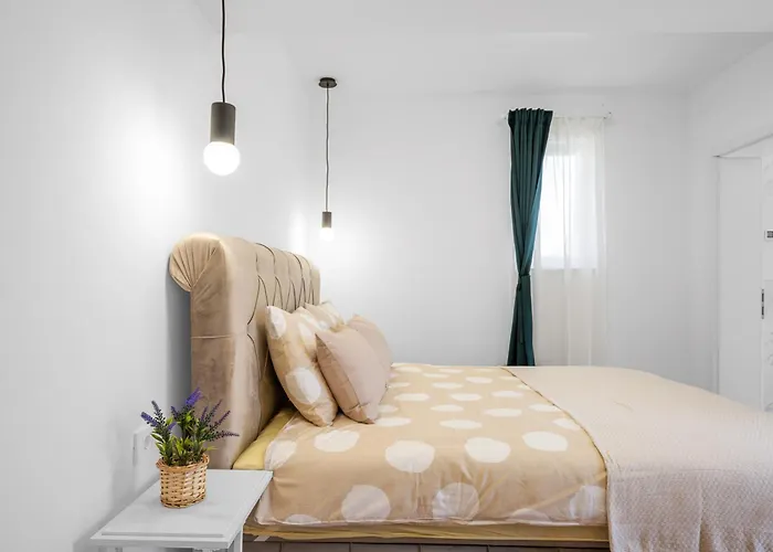 Magnolia With Jacuzzi ヴィラ *