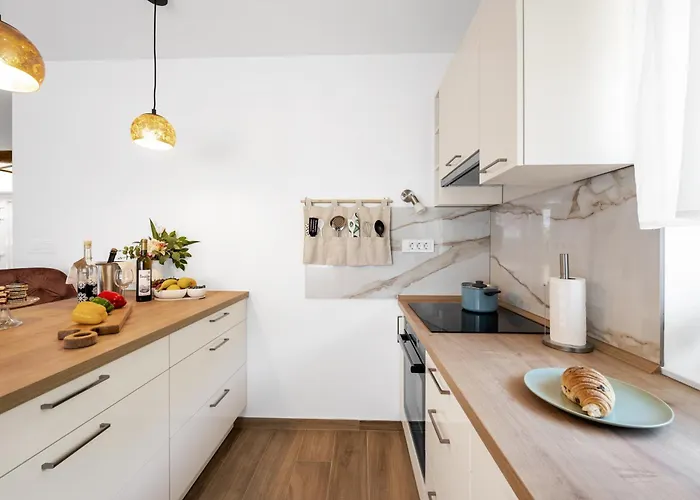 Magnolia With Jacuzzi ピロヴァッツ