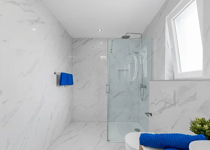 Magnolia With Jacuzzi ヴィラ ピロヴァッツ