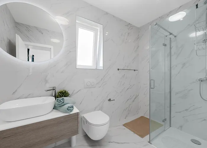 Magnolia With Jacuzzi ヴィラ *